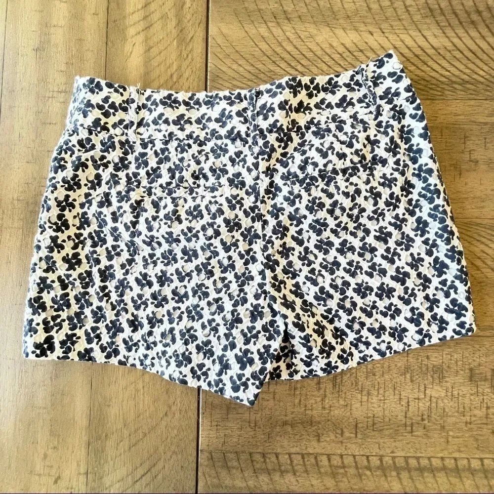 Ann‎ Taylor Loft Navy and White Eyelet Shorts - 0
